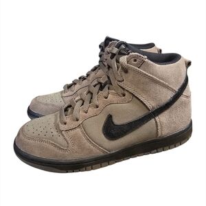 Nike High-Top Sneakers in Tan and Black